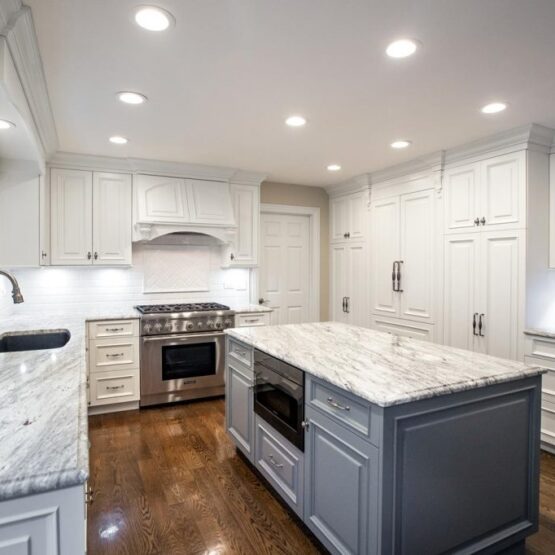Custom Kitchen Cabinets