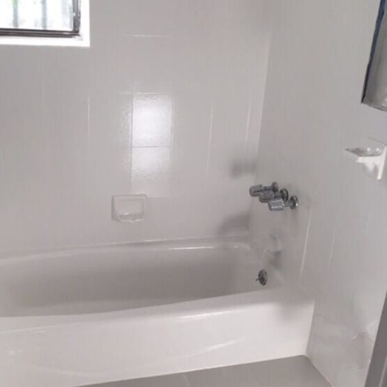 Reglazing And Refinishing (3)