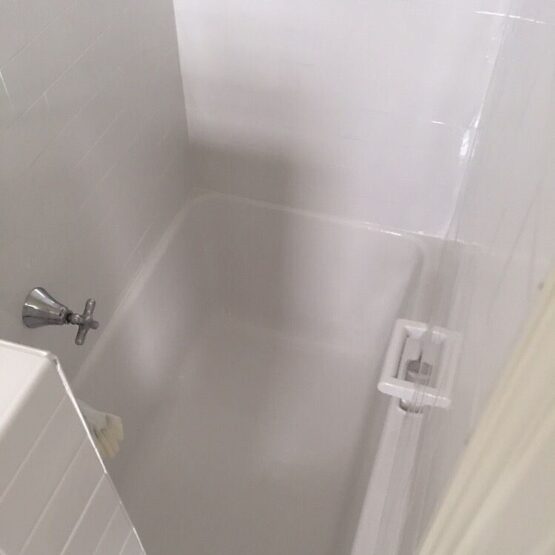 Reglazing And Refinishing (5)