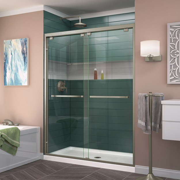 Encore Shower Door RS50 04 B CenterDrain 08.jpg