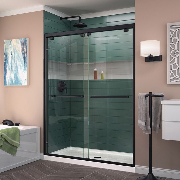 Encore Shower Door RS50 09 B CenterDrain 08.jpg