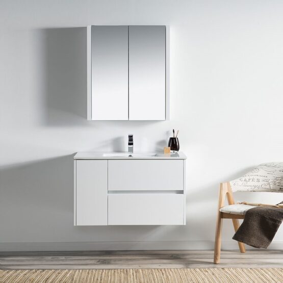 V8016 36 01 Blossom Glossy White.jpg